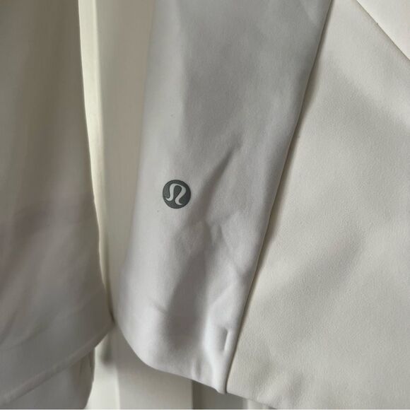 Lululemon Cross Chill Full Zip Jacket in White - Picture 10 of 10